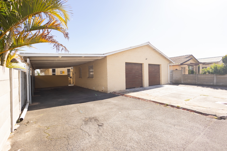 5 Bedroom Property for Sale in Churchill Estate Western Cape